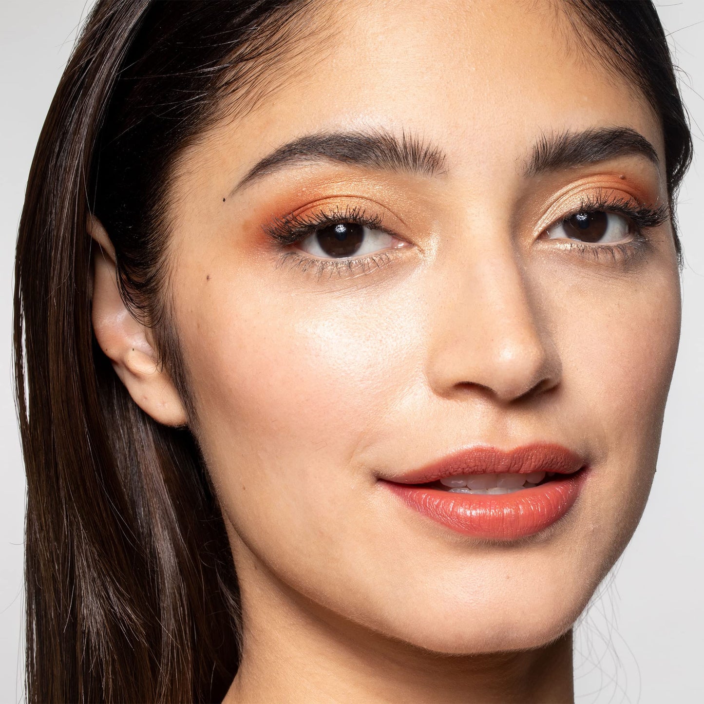 wet n wild MegaGlo Hello Halo Liquid Highlighter, Guilded Glow