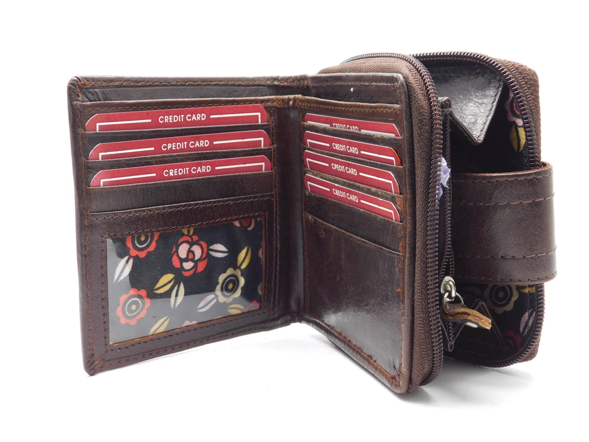 Iris Tyler Genuine Leather, Zippered Wallet, Brown