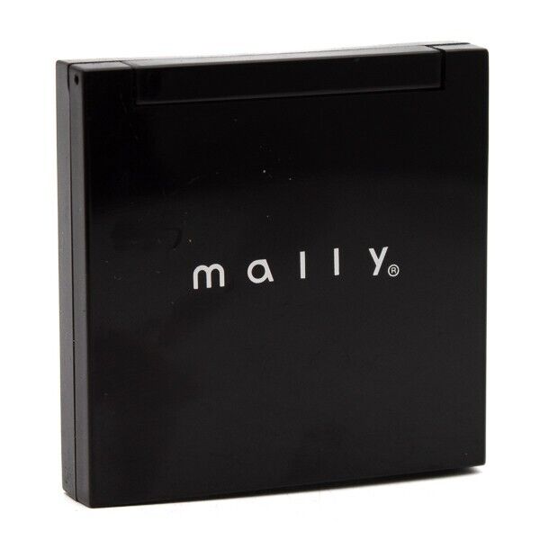 mally 4K ULTRA FANATASY FOUNDATION, Light .33oz