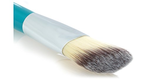 Models Own Face Angled Foundation Brush FA