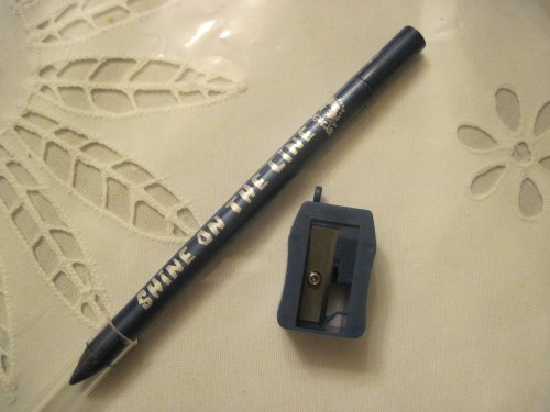 Petunia SHINE ON THE LINE Pencil, 8 Line Up .03oz