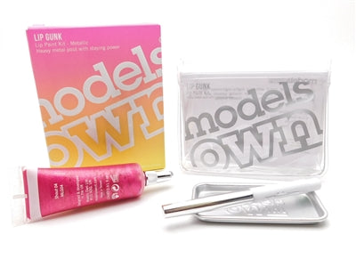 Models Own Lip Gunk Lip Paint Kit: 1 Glossy lip paint, 1 Lip brush, 1 Mixing tray, 1 Case - Metallic 04