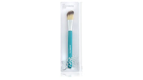 Models Own Face Angled Foundation Brush FA