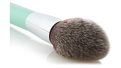 Modelâ€™s Own Face Pointed Powder Brush P1