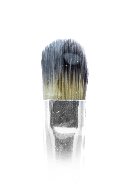 Modelâ€™s Own Face Small Concealer Brush C1