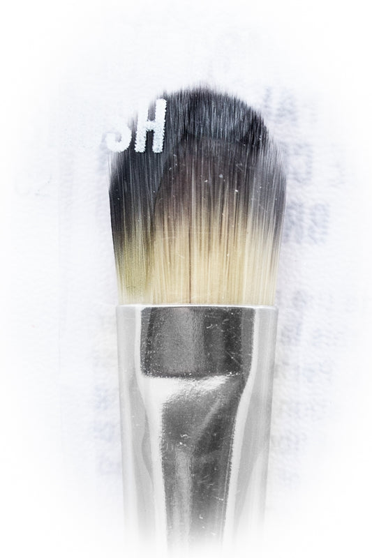 Modelâ€™s Own Face Large Concealer Brush C2