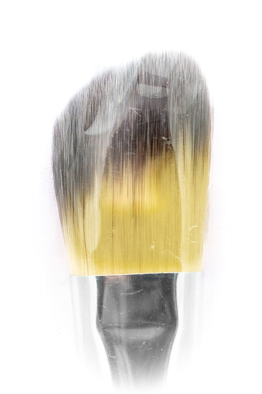 Modelâ€™s Own Face Angled Foundation Brush FA