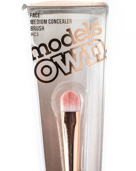 Modelâ€™s Own Professional Collection Rose Gold Medium Concealer Brush for Face RC1