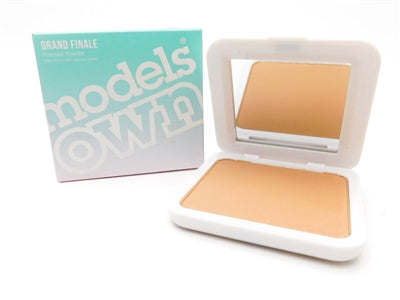 Models Own Grand Finale Pressed Powder, Amber 05   .18oz
