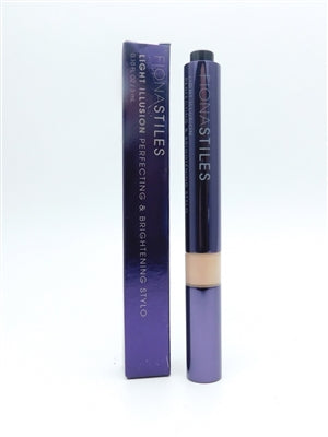 Fiona Stiles Light Illusion Perfecting & Brightening Stylo 05-06  Honeyed .10 fl oz.